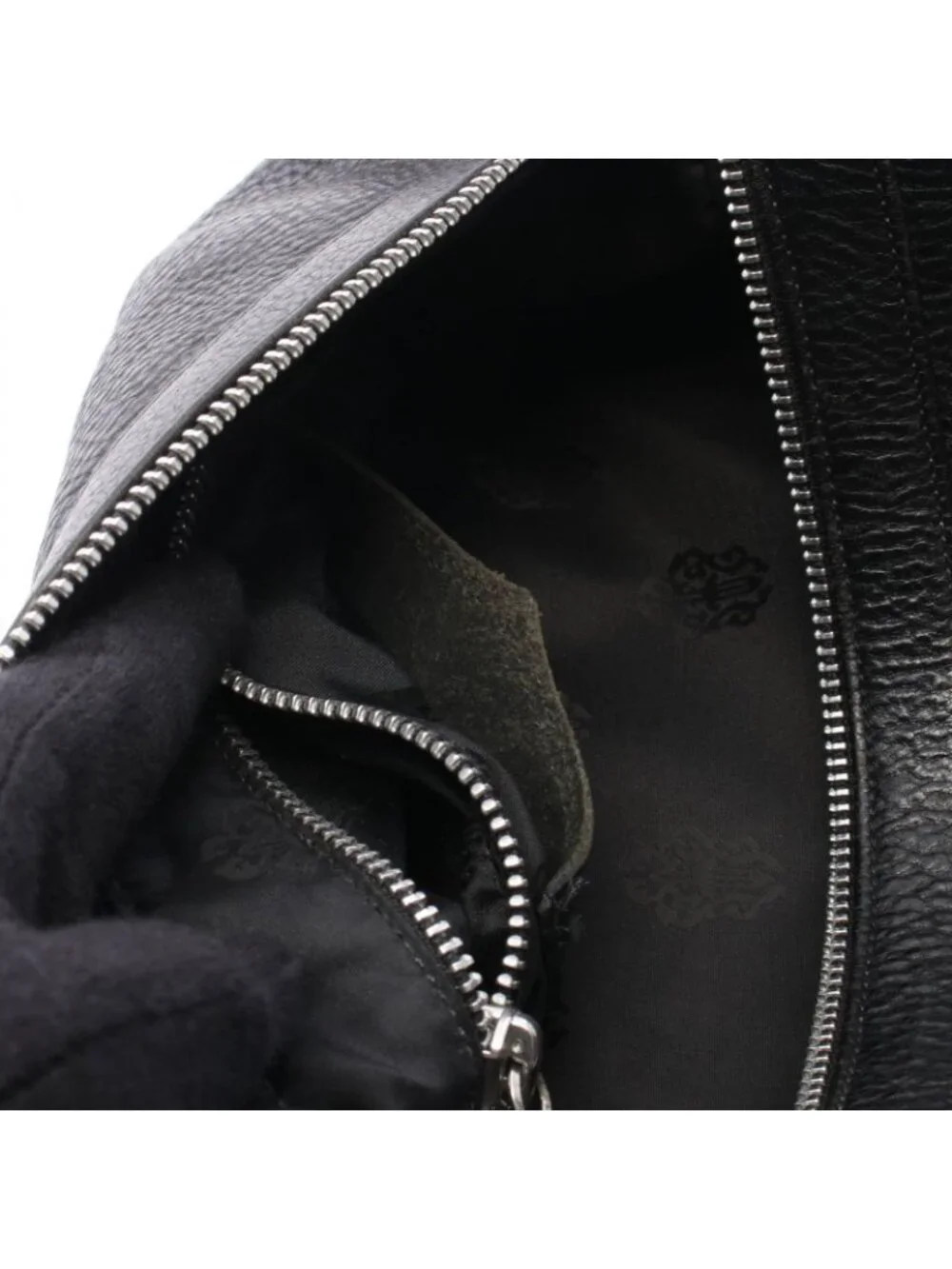 Chrome Hearts slight signs